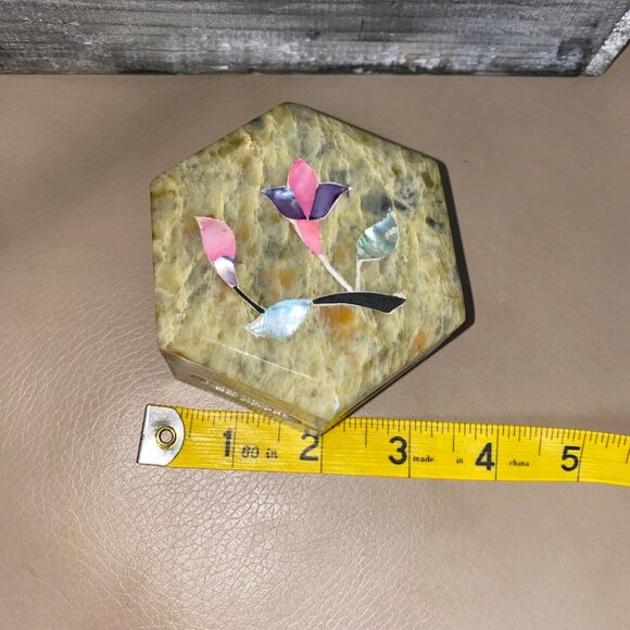 Hexagonal Stone Trinket Box Vintage MOP Inlaid Floral Motif Dendrite Inclusion - Picture 5 of 13